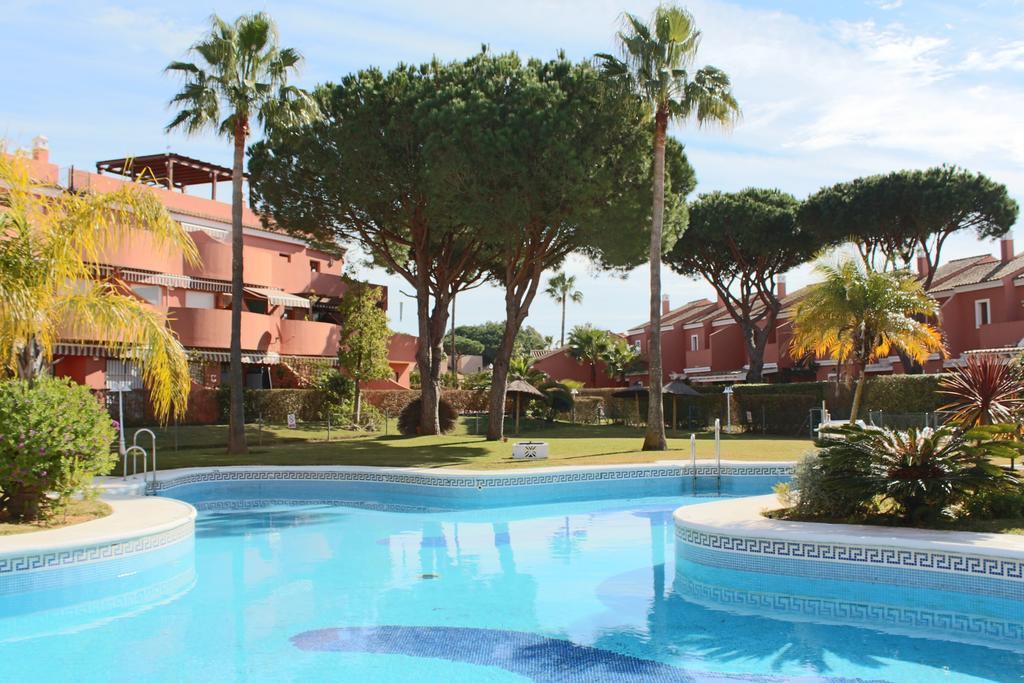 Apartamento Pink Mariposas Chiclana de la Frontera Zewnętrze zdjęcie